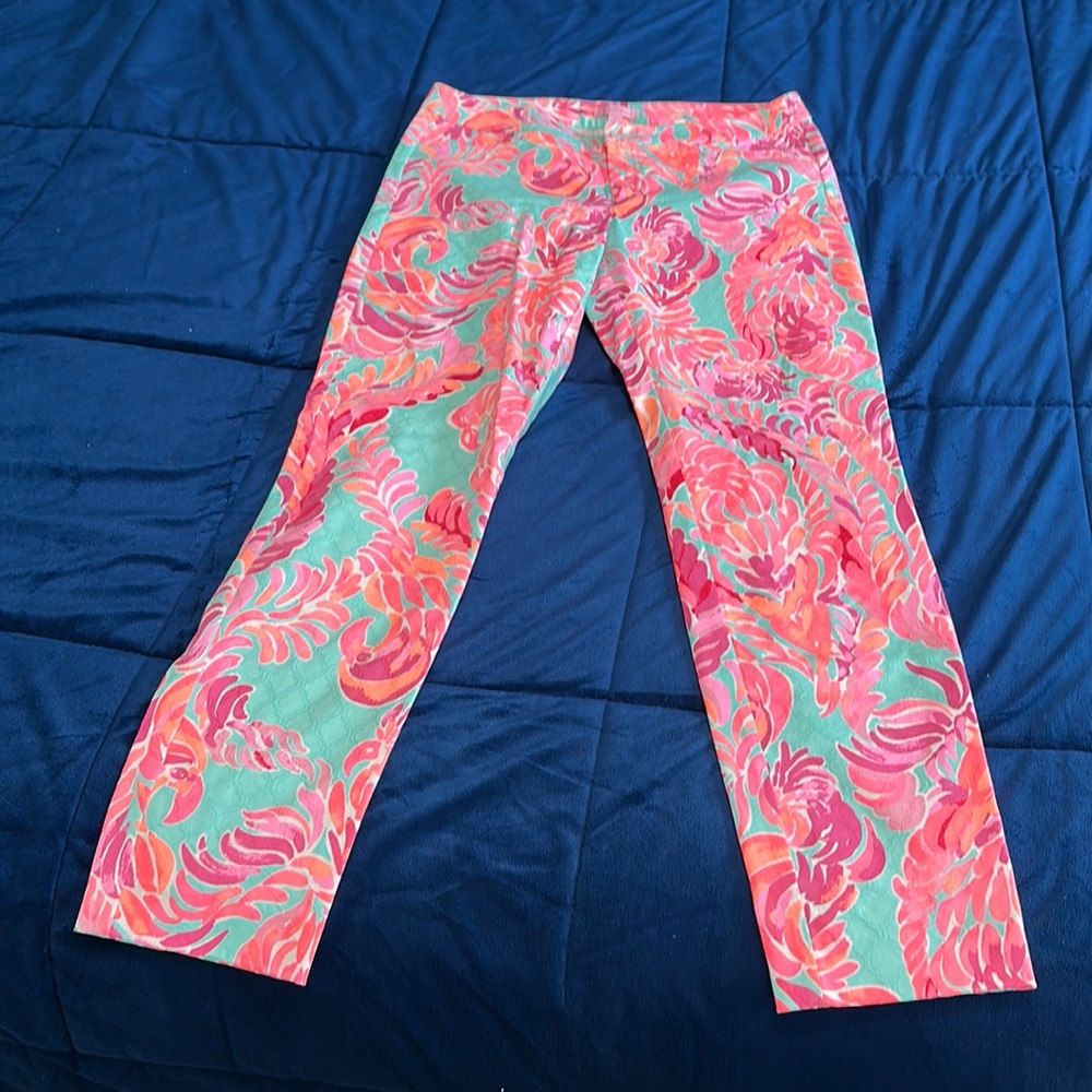 Lilly Pulitzer pants, like new. Size 8. Worn once.
